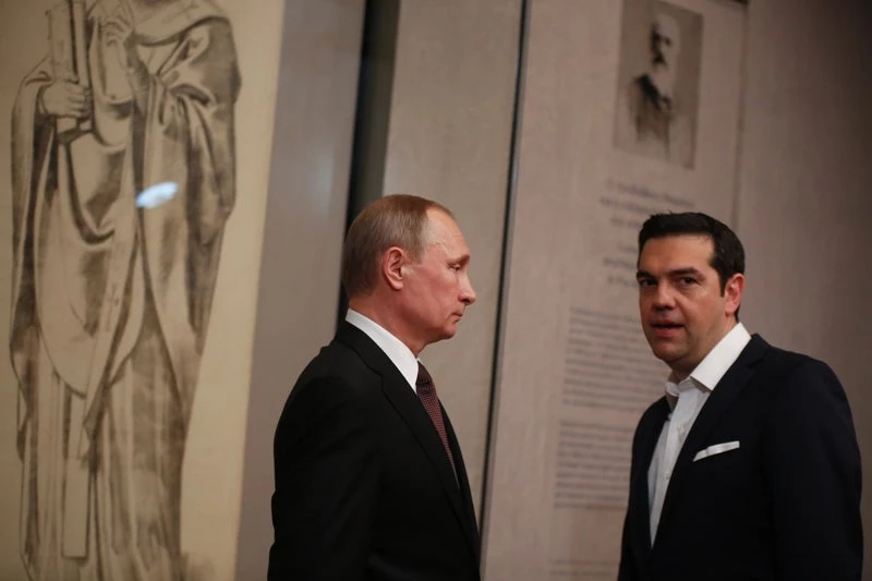 «Μαχαιριά» Τσίπρα στις Ελληνορωσικές σχέσεις – Έστρεψε τα «πυρά» του κατά της Μόσχας: «Υπέσκαψαν την συμφωνία των Πρεσπών» – Οργή Κρεμλίνου